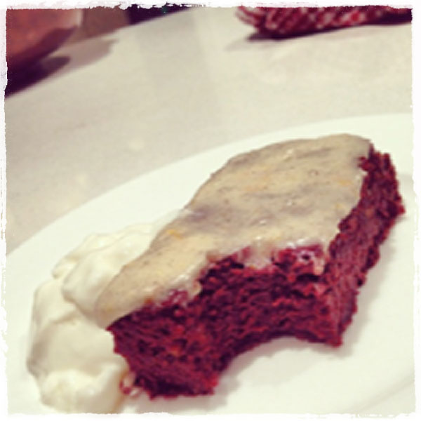 Mud cake chocolate beetroot with cardamom and orange icing
