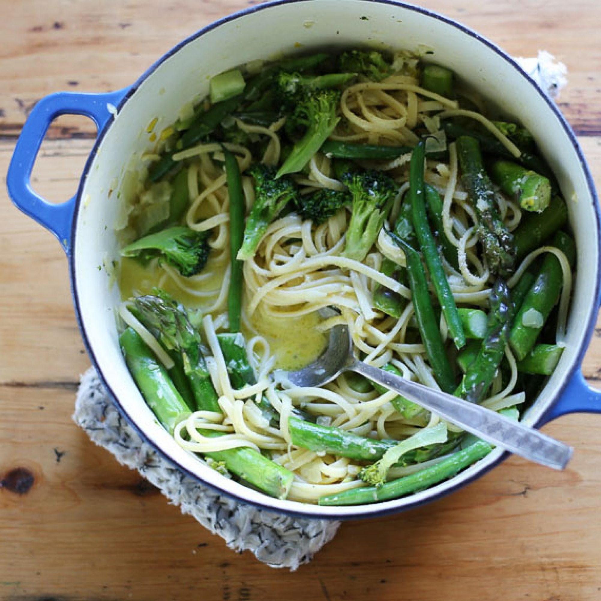 Simple pasta primavera - CERES Fair Food