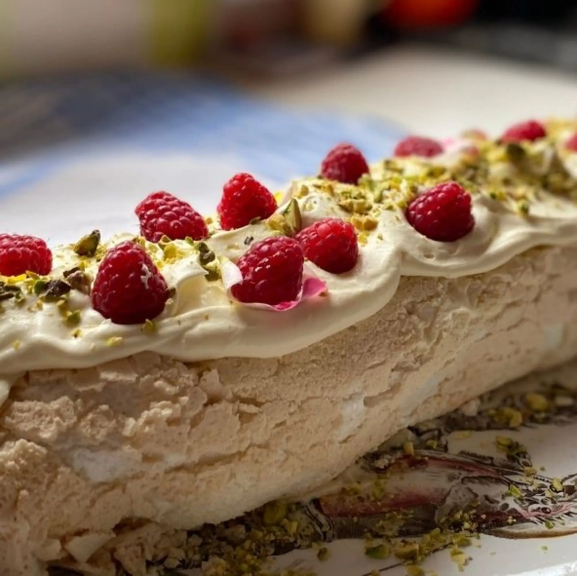 Meringue Roulade