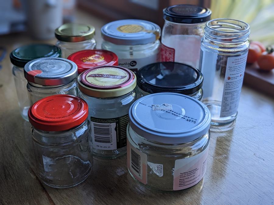 empty-jars-kitchen-bench - CERES Fair Food Empty jars to reuse