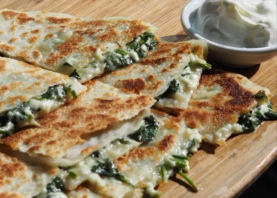 Gözleme from Göz-City