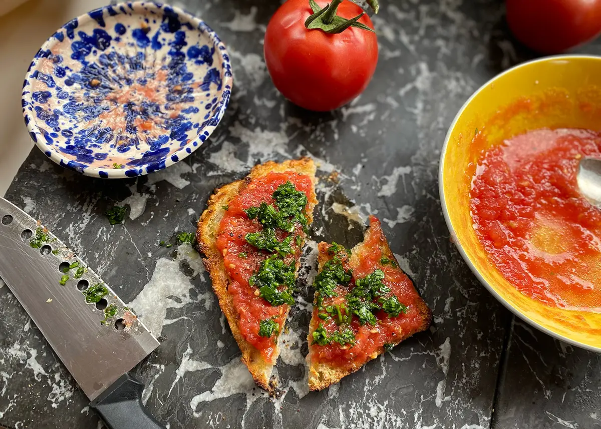 Pa Amb Tomàquet - Bread with Tomato 2 - CERES Fair Food