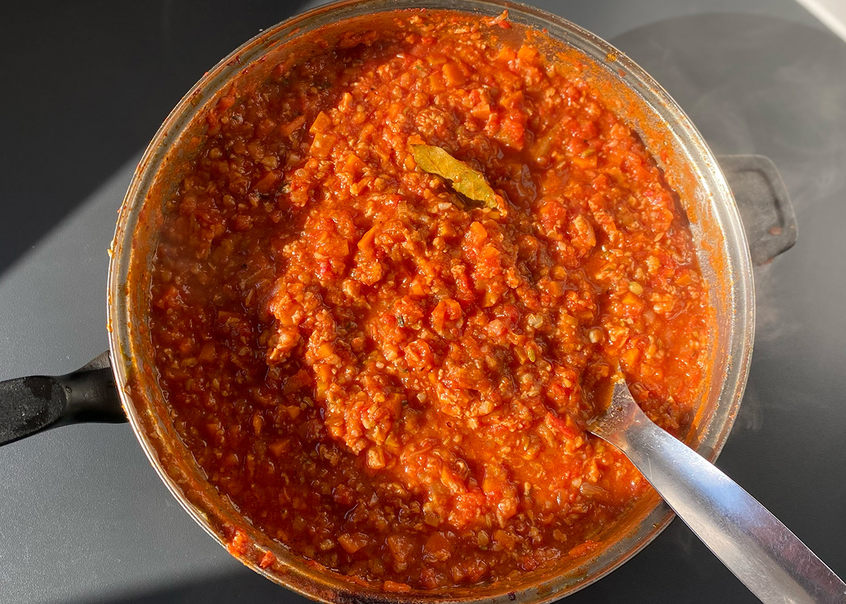 Rich Tempeh Bolognese