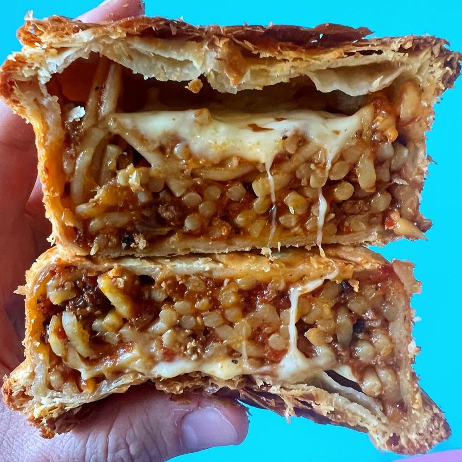 VeganSpaghetti-Pie-Thief - CERES Fair Food Pie Thief cross-section, Vegan Spaghetti