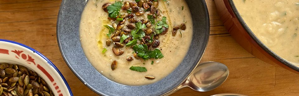 We're unsure how we've made it this far into winter without a new soup recipe... Luckily last week, fellow Fair Fooder Shell suggested this parsnip and cauliflower number with warming spices and crunchy pumpkin seeds - thanks for the yummy tip-off!